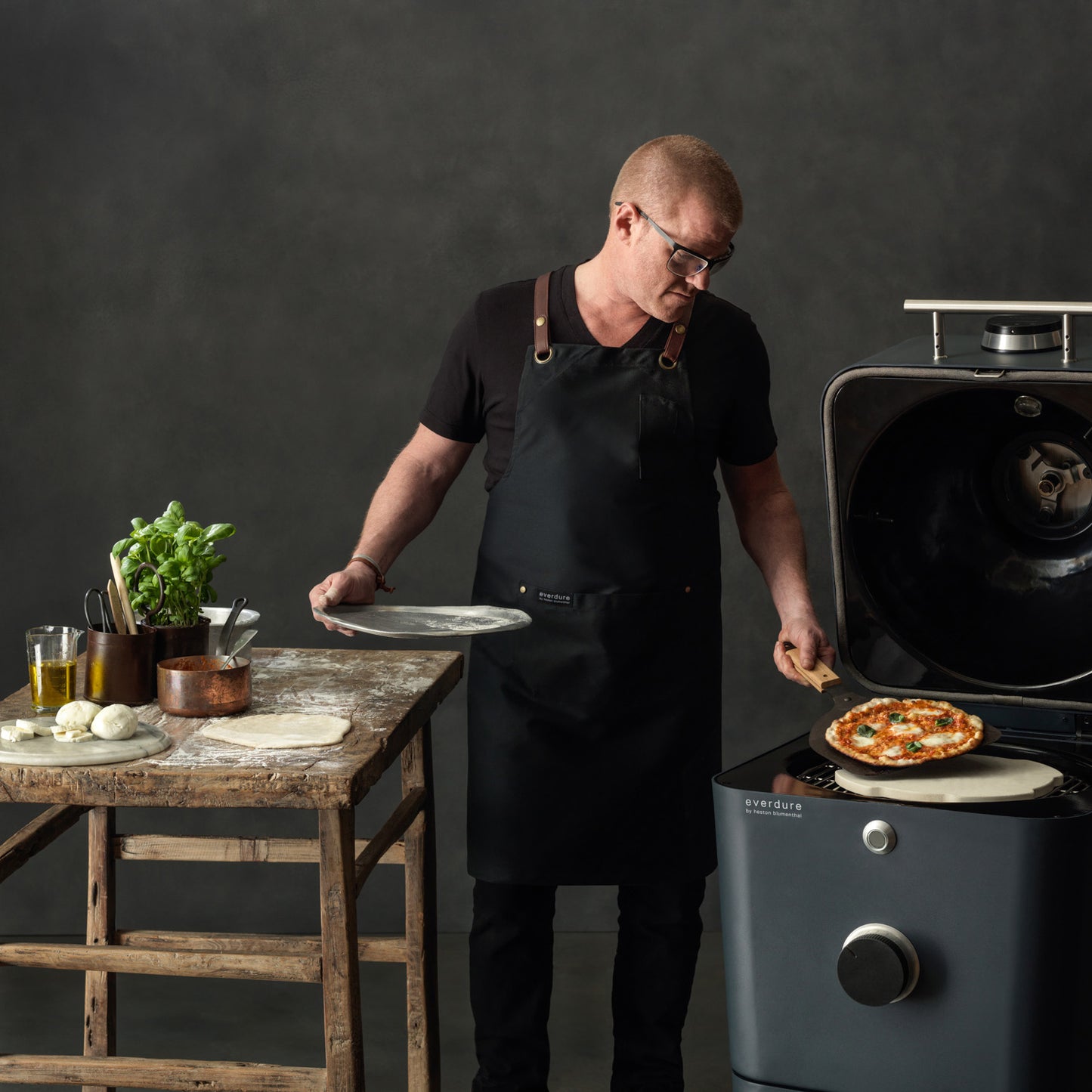 4K — Everdure av Heston Blumenthal (Beställnings vara ca 2-3 vecka)