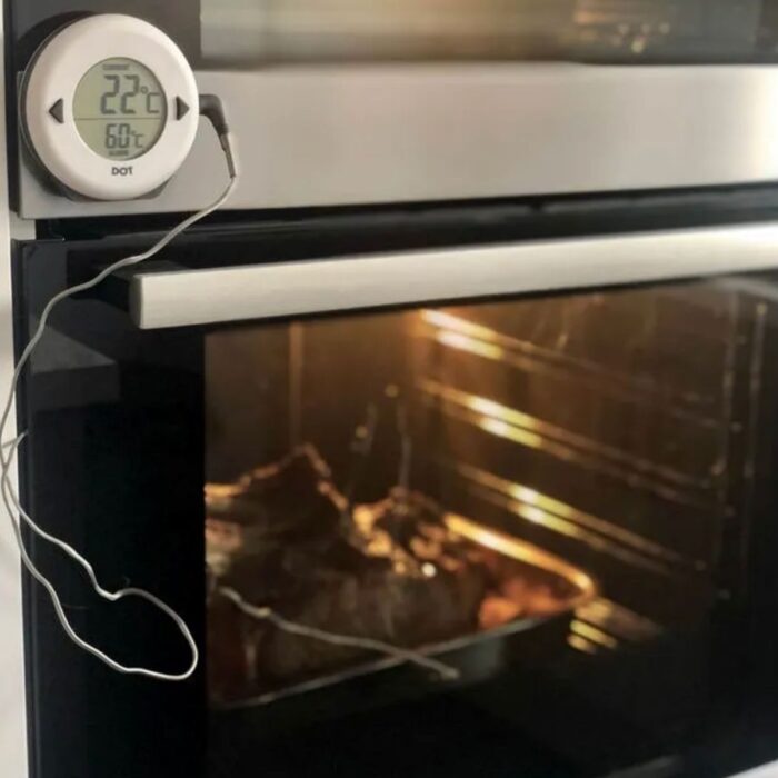 ETI DOT digital ugnstermometer med trådgivare vit