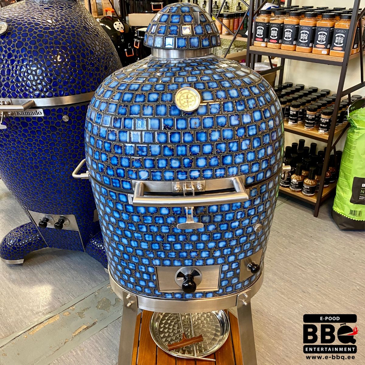 KOMODO KAMADO 16” Brawny Bambino TERRA BLUE