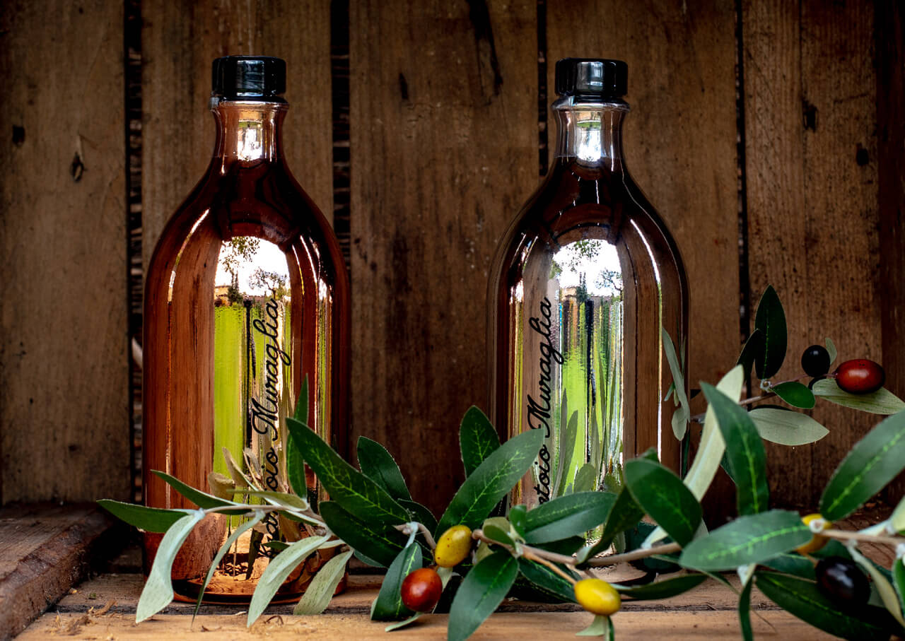 Italiensk extra virgin olivolja i en gyllene flaska "Muraglia Intense Fruity" 500 ml (intensivt fruktig)