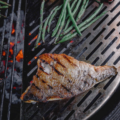 Kamado Halvmåneformat fisk- och grönsaksgaller till Big Joe