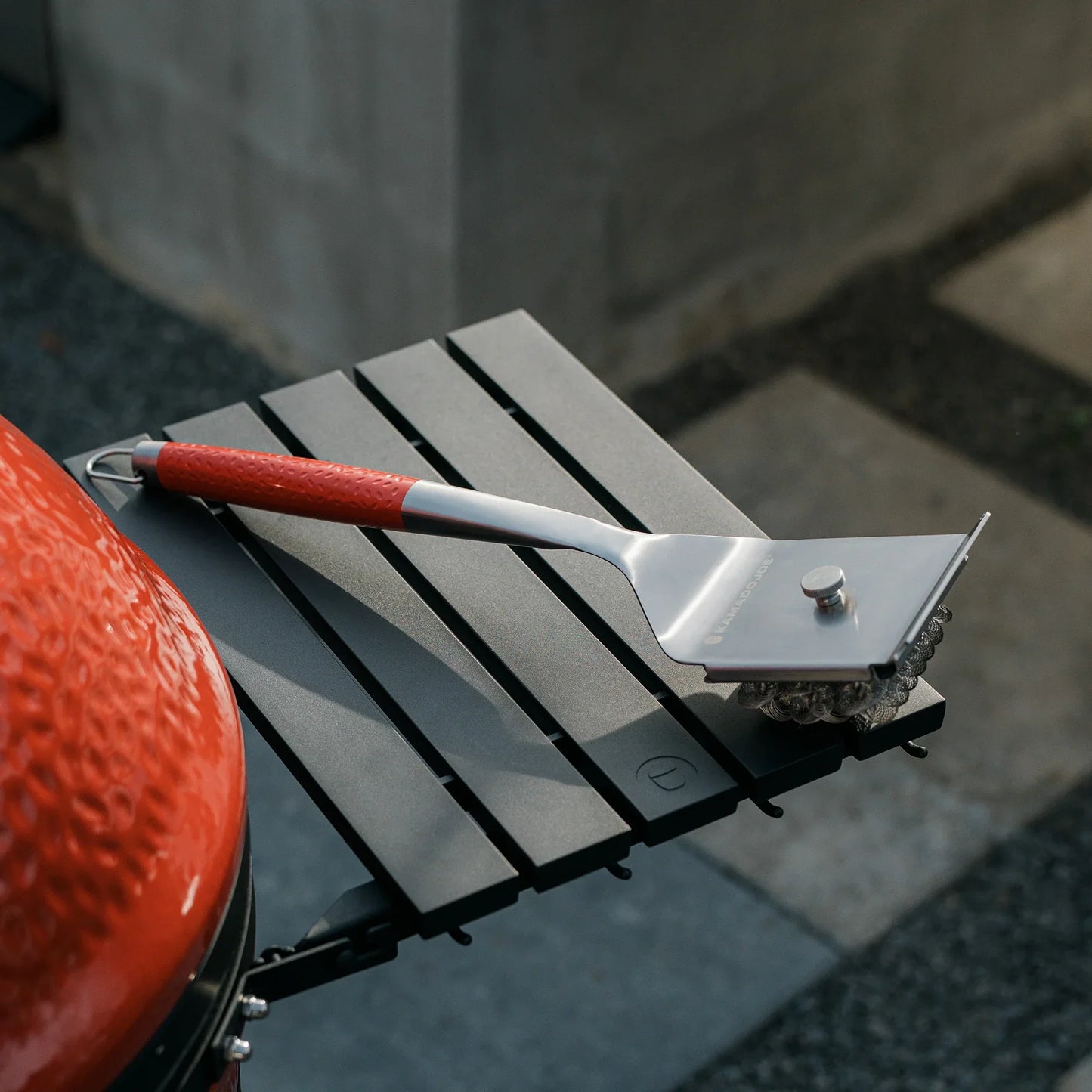 Kamado Joe Krafted™ Grillborste i stål