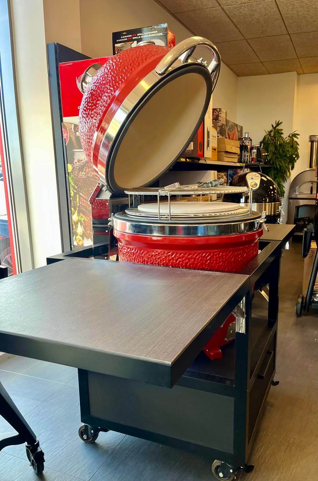 Kamado Joe PRO JOE med exklusivt hopfällbart arbetsbord LIMITED EDITION-PAKET